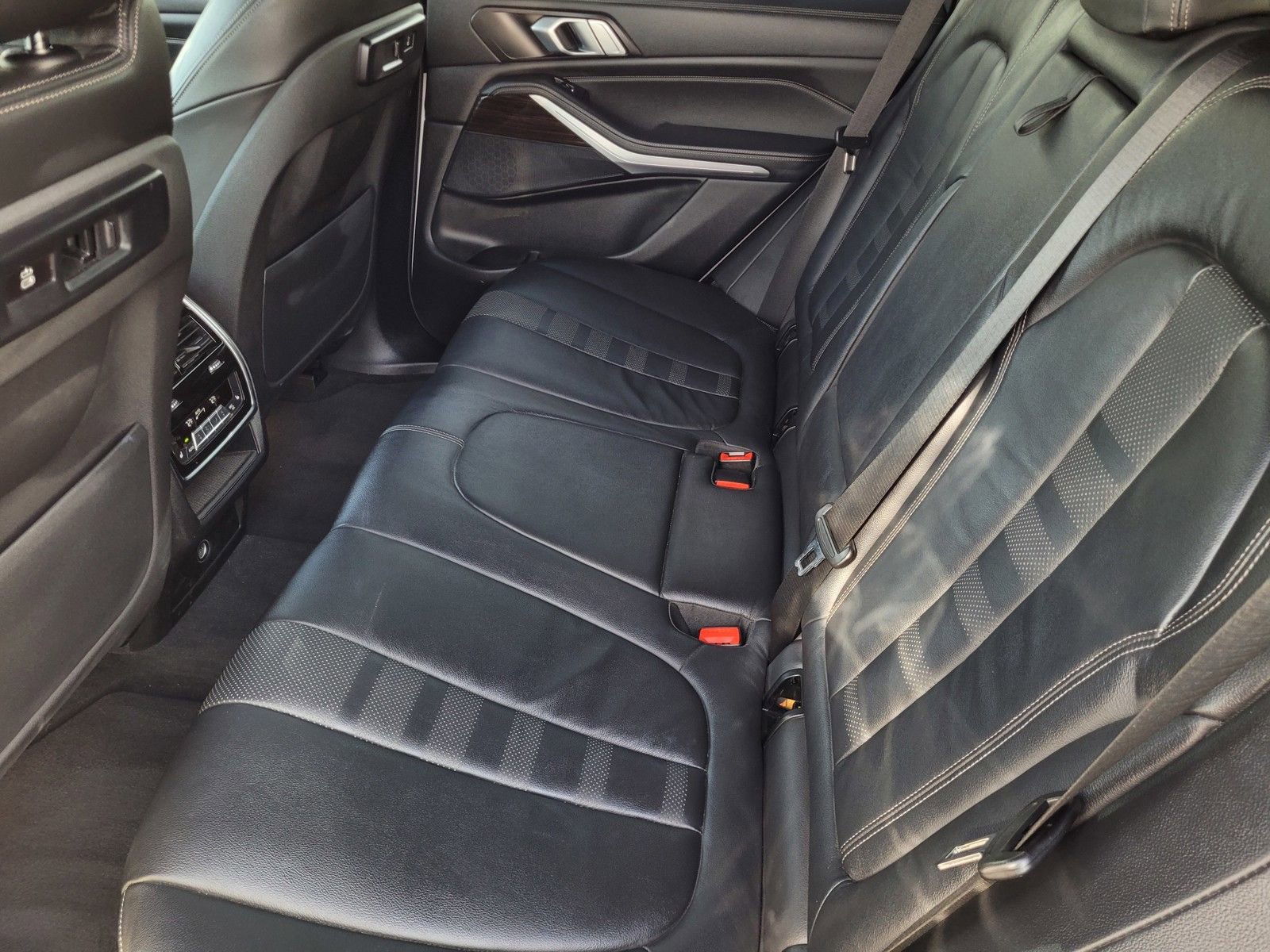 Used 2019 BMW X5 xDrive40i w/ Convenience Package image 17