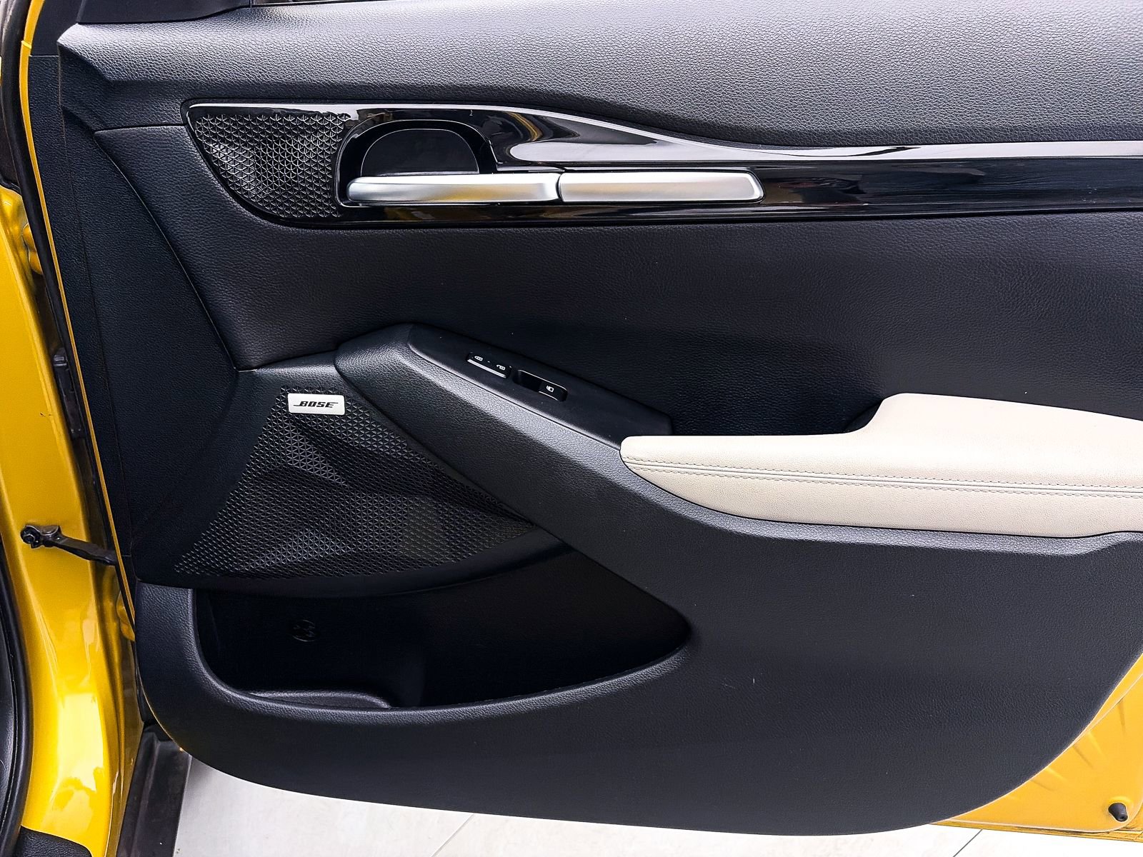 Used 2022 Kia Seltos SX w/ Sunroof Package image 36