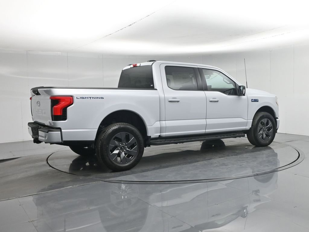 New 2025 Ford F150 Lightning Flash AWD/4WD image 5