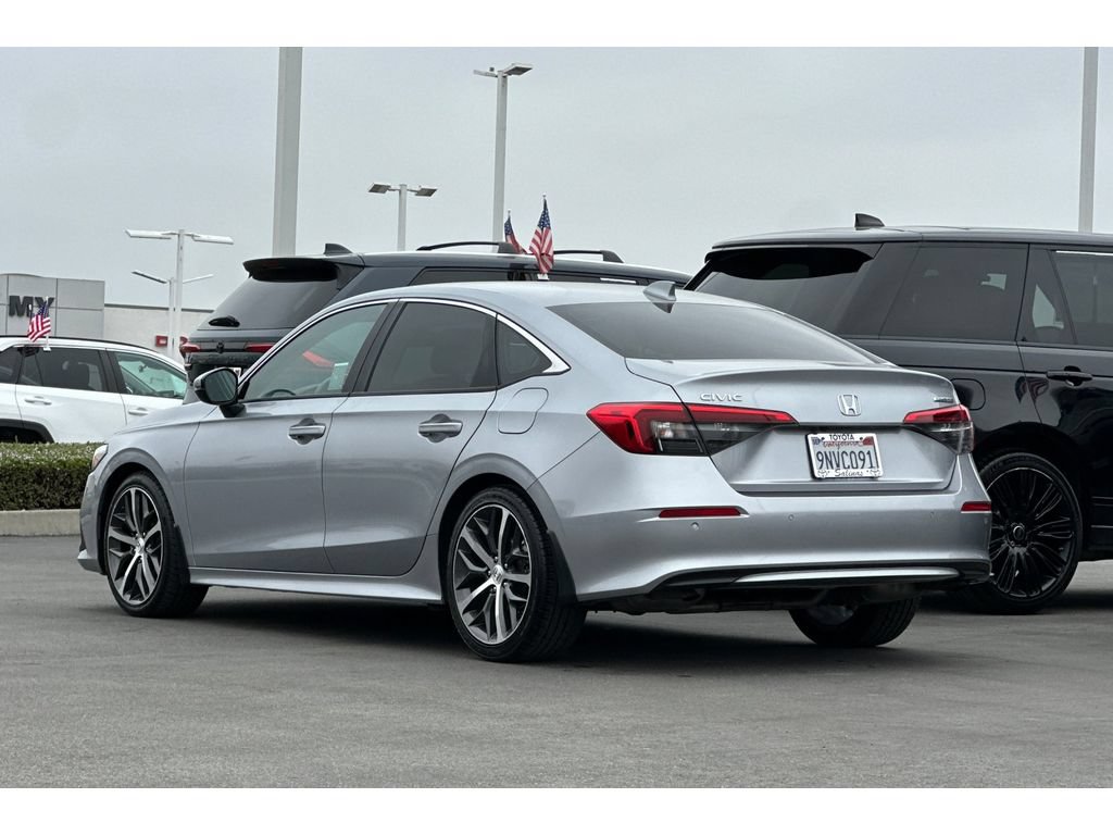 Used 2022 Honda Civic Touring image 6