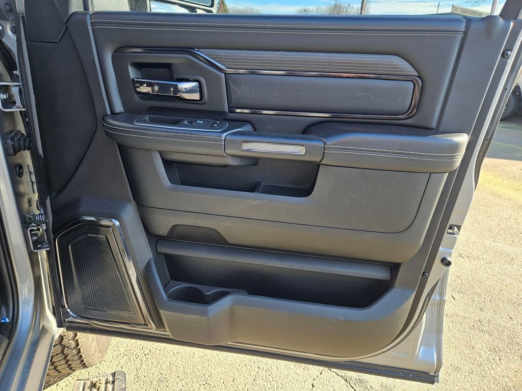 Used 2023 RAM 3500 Limited image 17