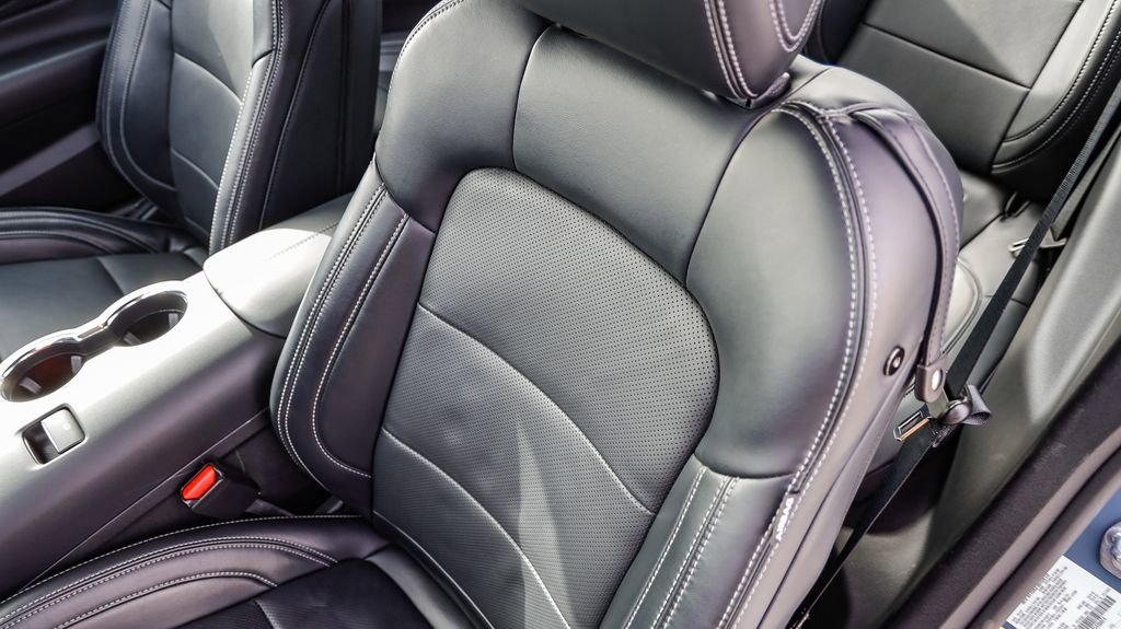 Used 2024 Ford Mustang GT Premium RWD image 28