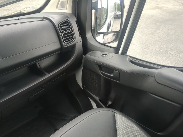 Used 2025 RAM ProMaster 3500 w/ Convenience Group FWD image 18