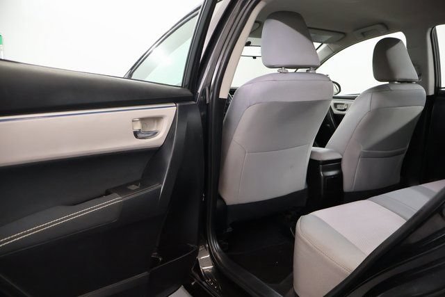 Used 2015 Toyota Corolla LE FWD image 26