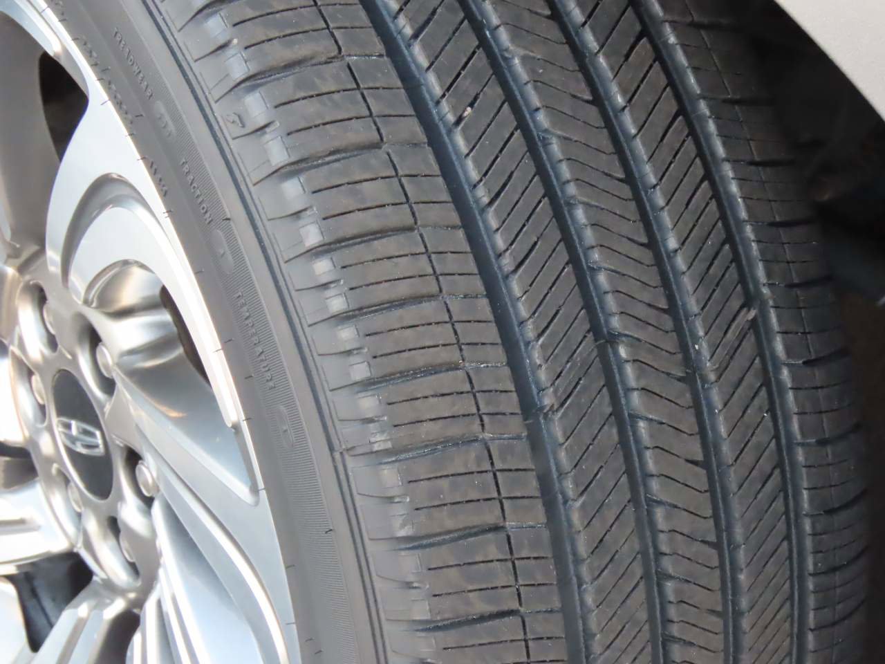 Used 2023 Lincoln Navigator Reserve AWD/4WD image 8