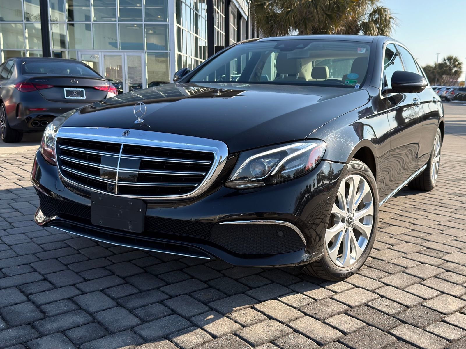 Used 2018 Mercedes-Benz E 300 E 300 image 1