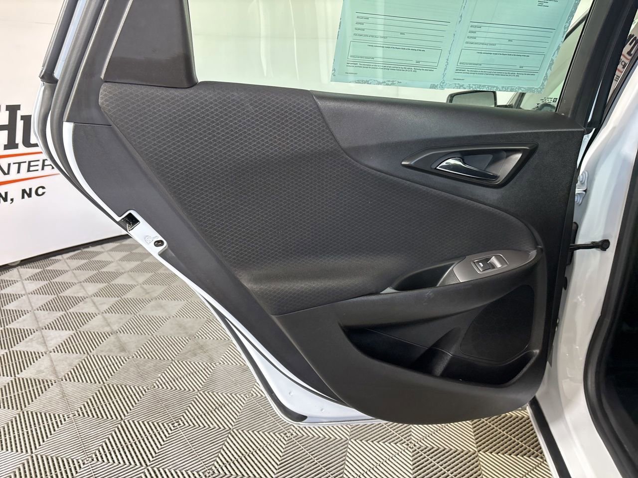 Used 2024 Chevrolet Malibu LT image 21