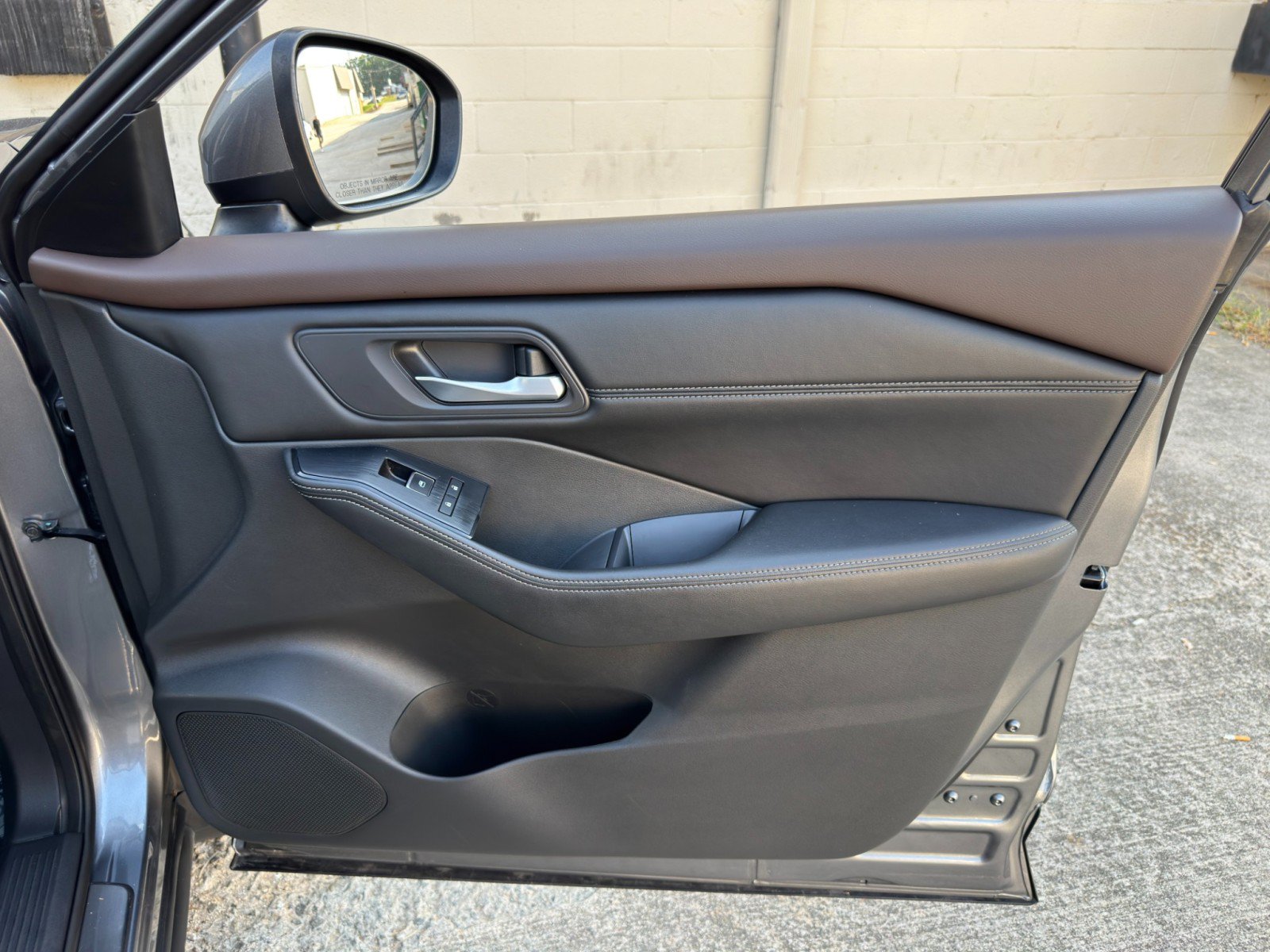 Used 2022 Nissan Rogue SL FWD image 40