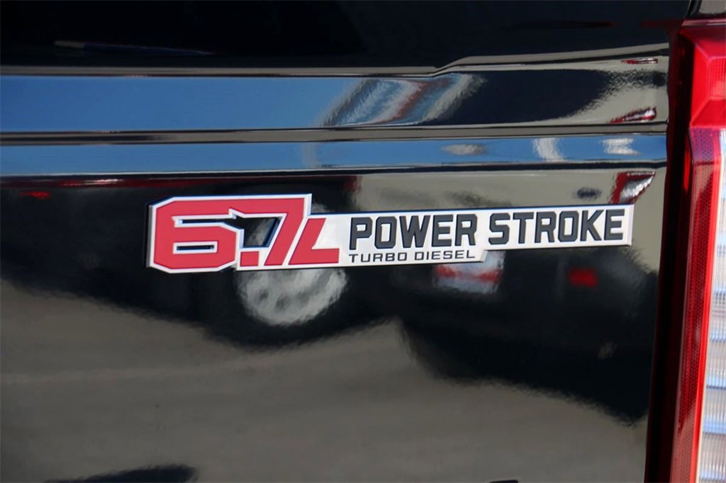 New 2026 Ford F350 Lariat w/ Black Appearance Package image 8