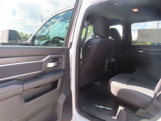 New 2026 RAM 3500 Big Horn AWD/4WD image 20