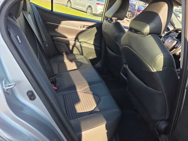 Used 2024 Toyota Camry SE FWD image 16