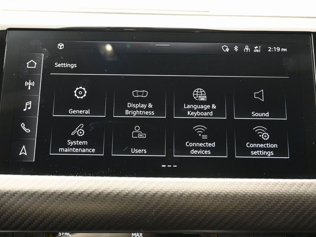 Used 2023 Audi RS e-tron GT w/ Carbon Performance Package image 24