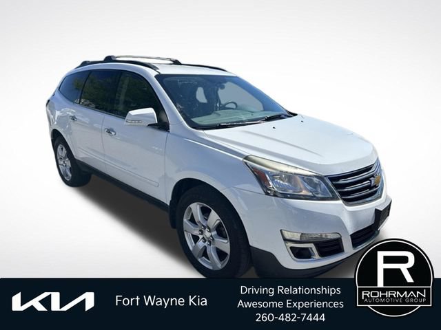 Used 2017 Chevrolet Traverse LT w/ Style and Technology Package FWD image 7
