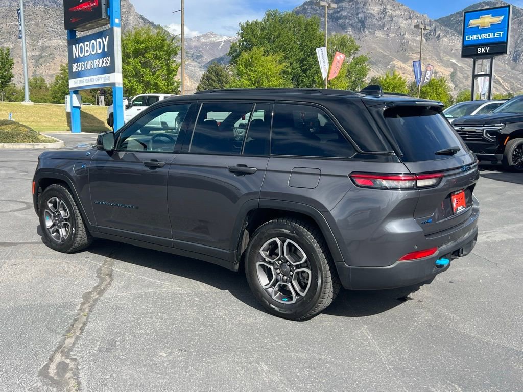 Used 2023 Jeep Grand Cherokee Trailhawk w/ Luxury Tech Group III AWD/4WD image 14