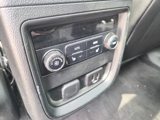 Used 2020 Buick Envision Essence FWD image 16