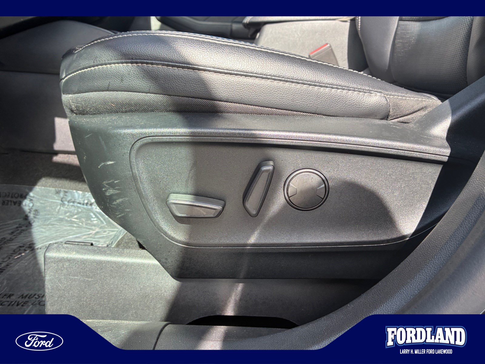 Used 2021 Ford Escape SEL AWD/4WD image 14