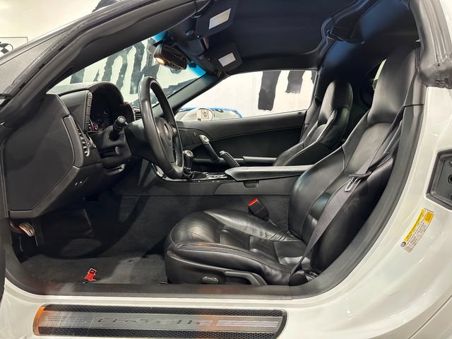 Used 2009 Chevrolet Corvette Coupe RWD image 9