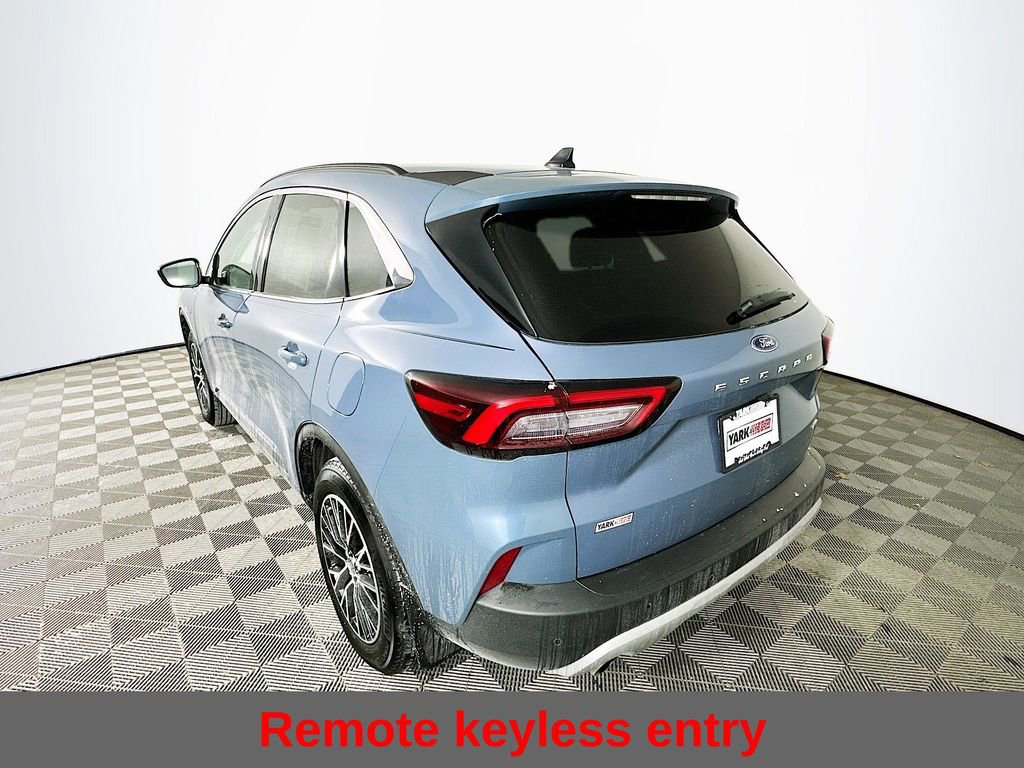 Used 2024 Ford Escape Base image 8