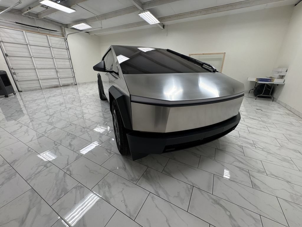 Used 2025 Tesla Cybertruck AWD Crew Cab image 2