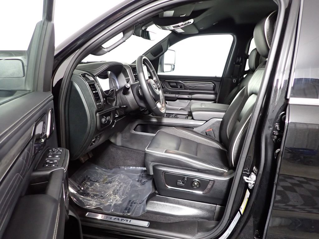 Used 2025 RAM 1500 Limited w/ Trailer Tow Group image 24