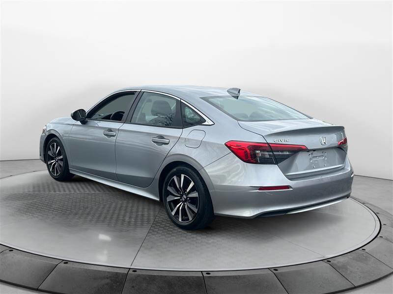 Used 2022 Honda Civic EX image 3