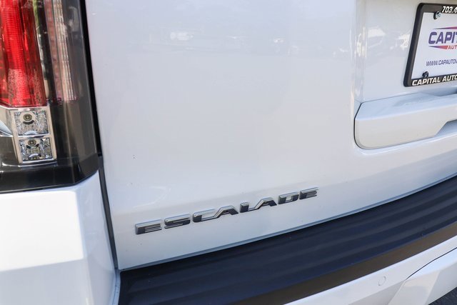 Used 2016 Cadillac Escalade Platinum image 25