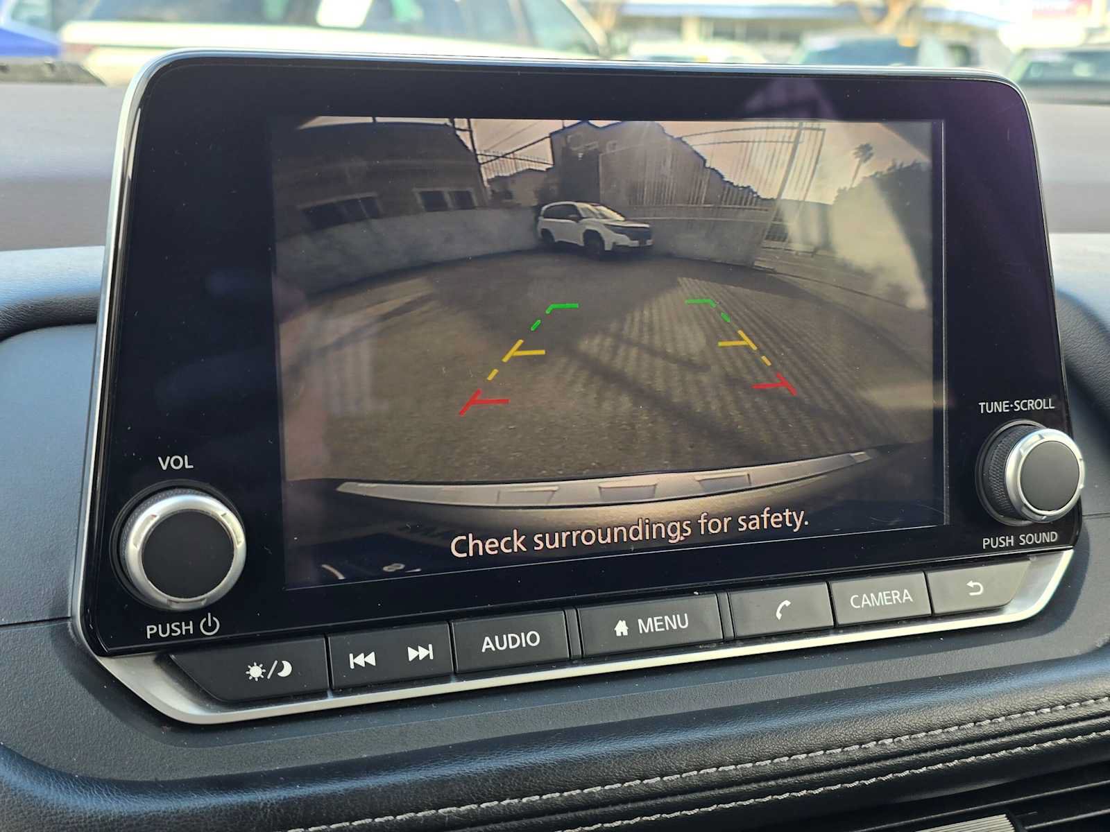 Used 2023 Nissan Rogue SV FWD image 29