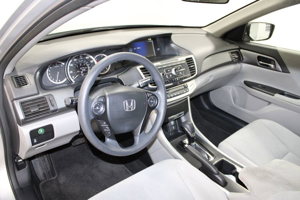 Used 2013 Honda Accord LX image 21