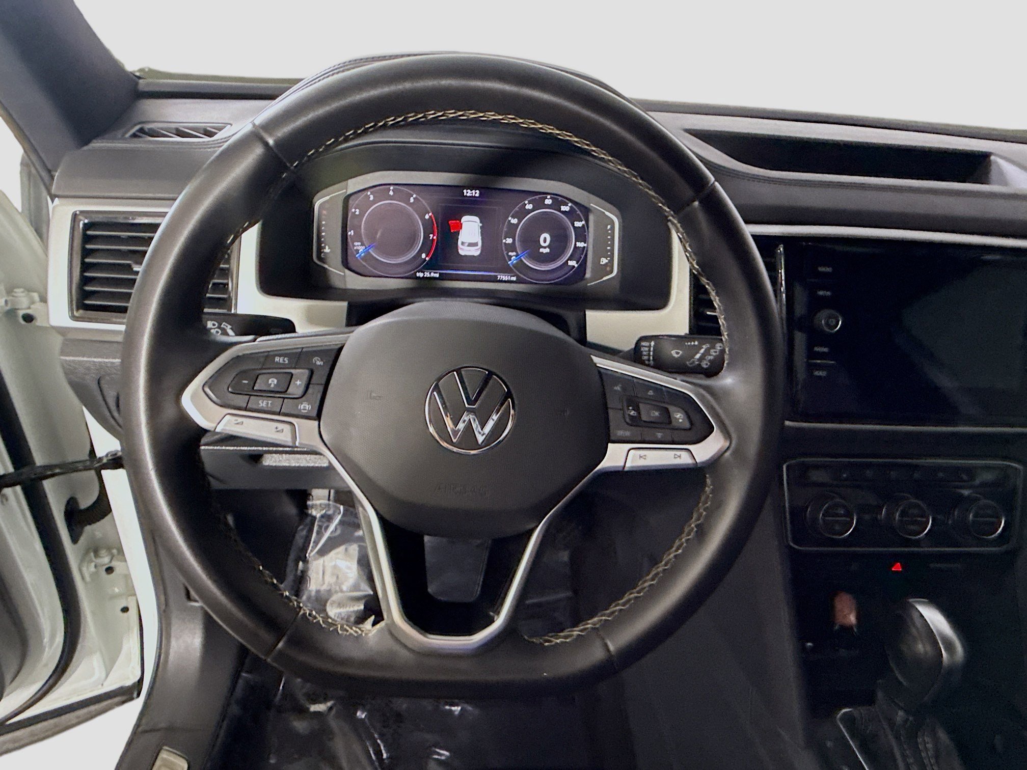 Used 2023 Volkswagen Atlas Cross Sport SE FWD image 13