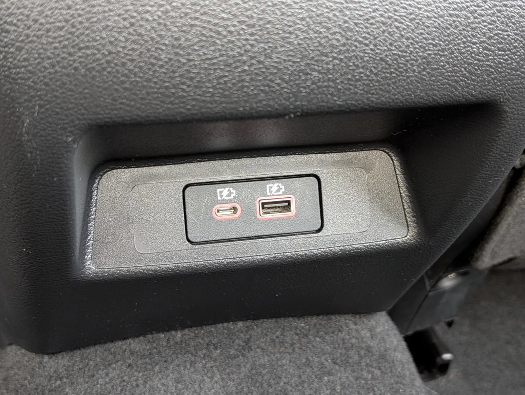 Used 2023 Nissan Altima 2.5 SV AWD/4WD image 19
