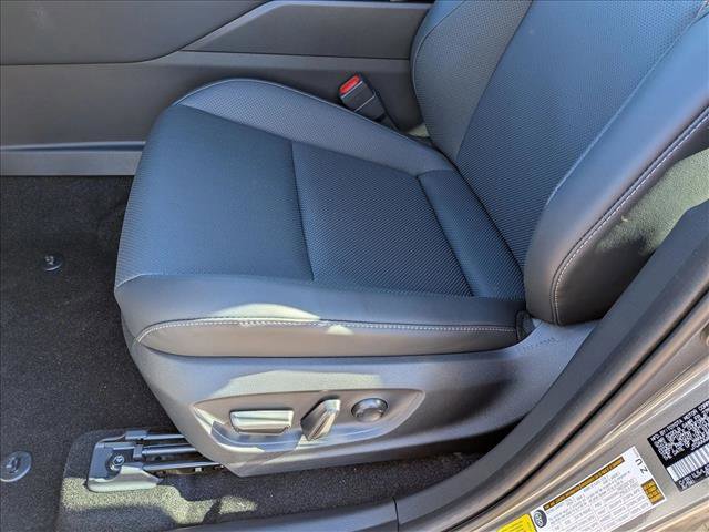 New 2026 Toyota Crown XLE image 4