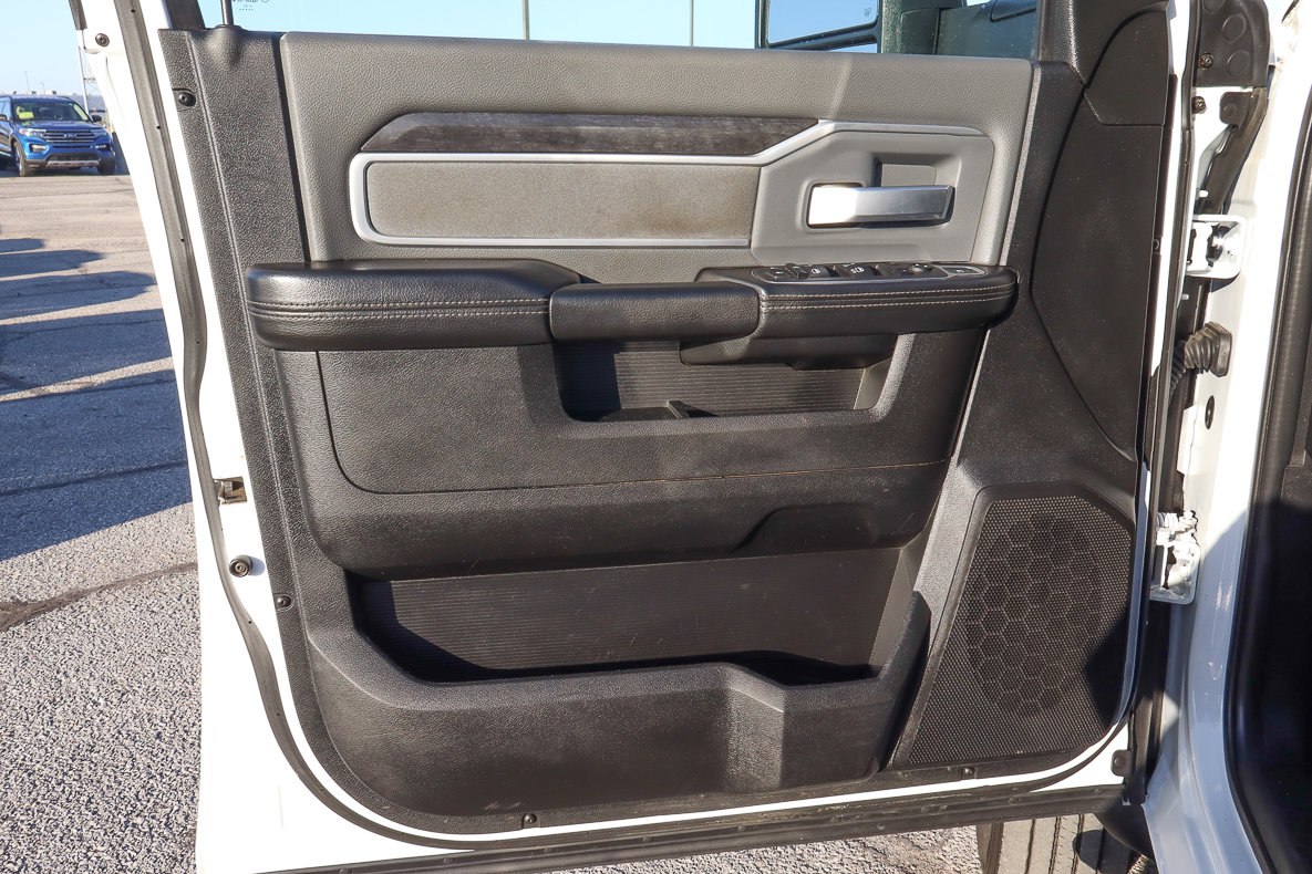 Used 2023 RAM 4500 SLT w/ Quick Order Package 2YG SLT AWD/4WD image 17