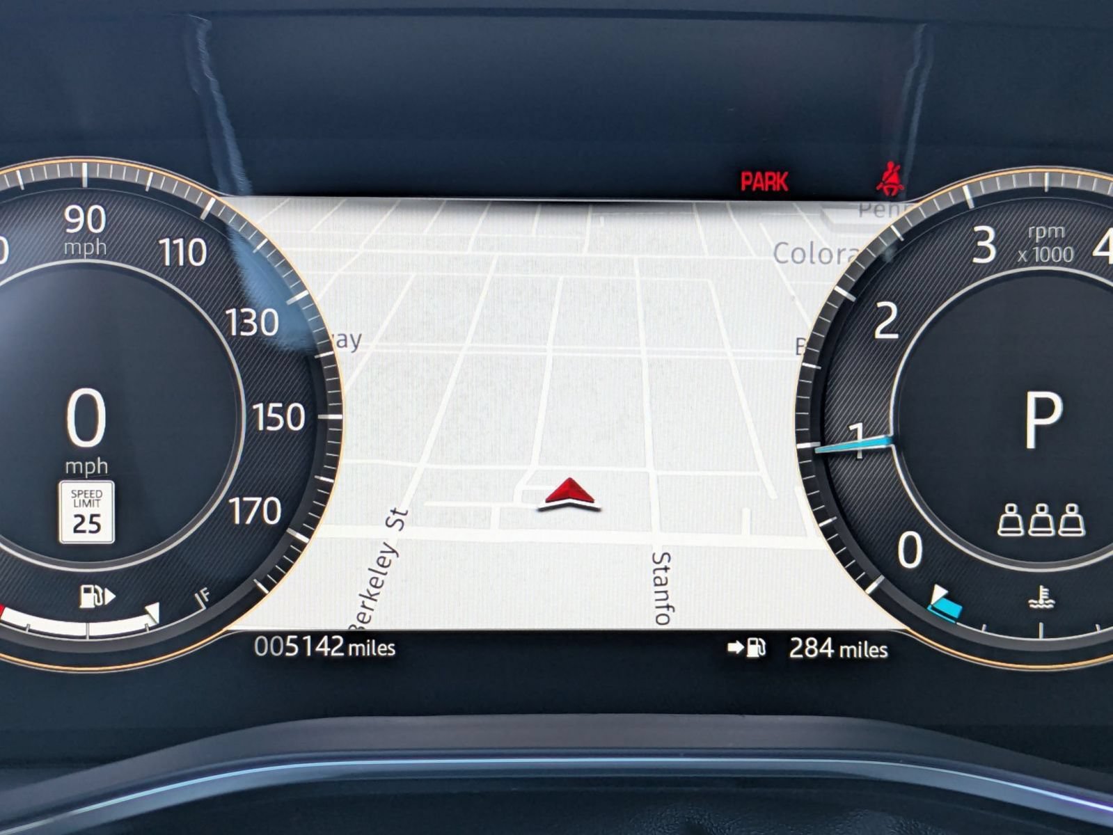 Used 2026 Jaguar F-PACE R-Dynamic S AWD/4WD image 18