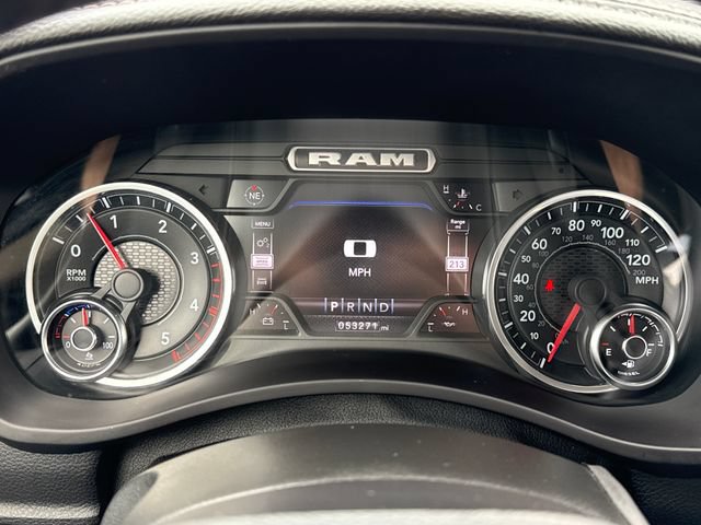 Used 2022 RAM 3500 Laramie AWD/4WD image 22