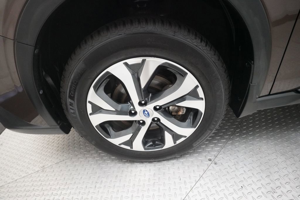 Used 2020 Subaru Outback Limited w/ Popular Package #2 image 28