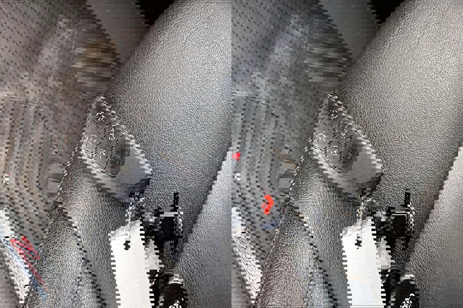 Used 2024 Chevrolet Silverado 1500 LT Trail Boss w/ LT Trail Boss Premium Package AWD/4WD image 15