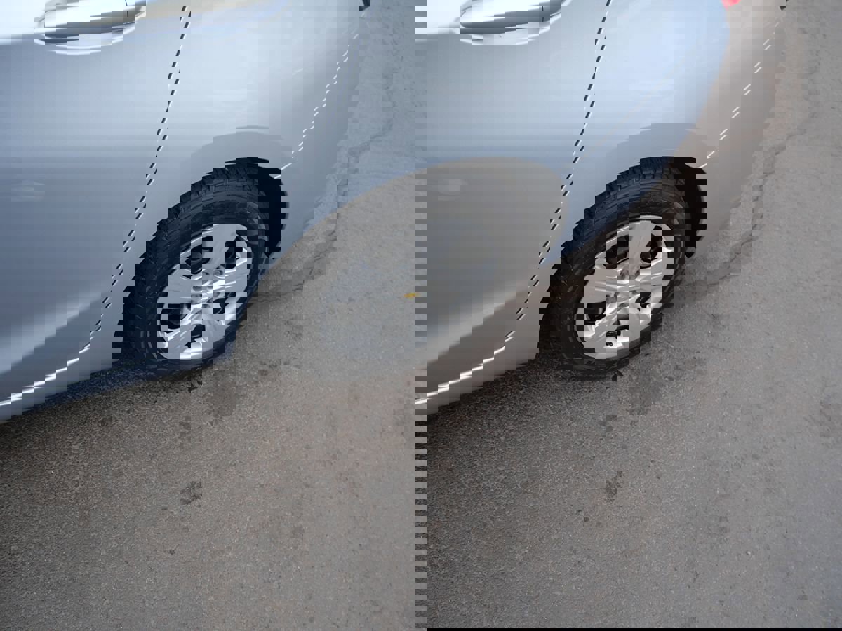 Used 2018 Chevrolet Cruze LS w/ LS Fleet Convenience Package image 36