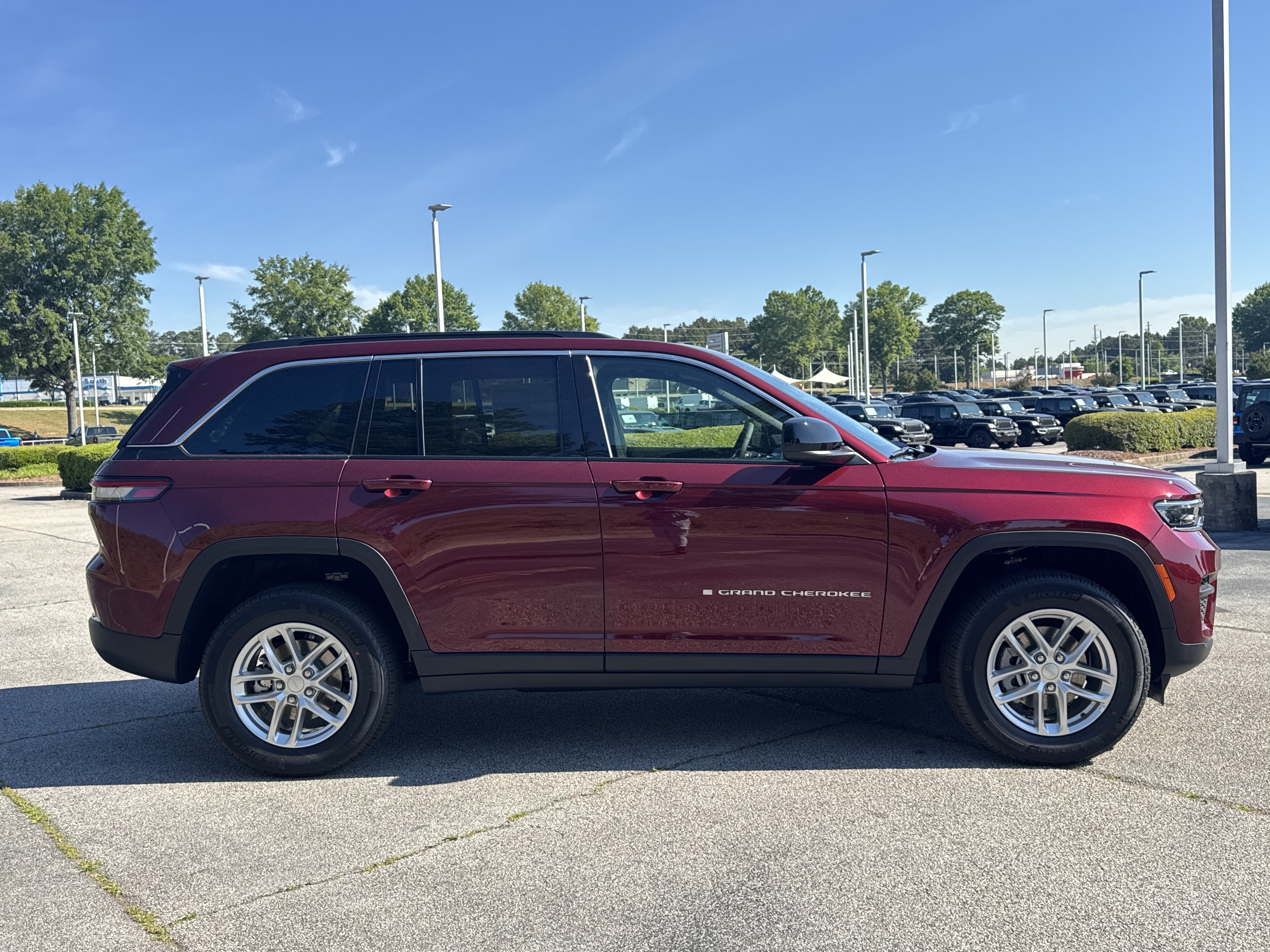 New 2026 Jeep Grand Cherokee Laredo X RWD image 6