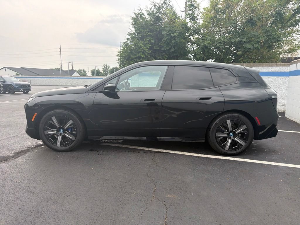 Used 2025 BMW iX M60 AWD/4WD image 2