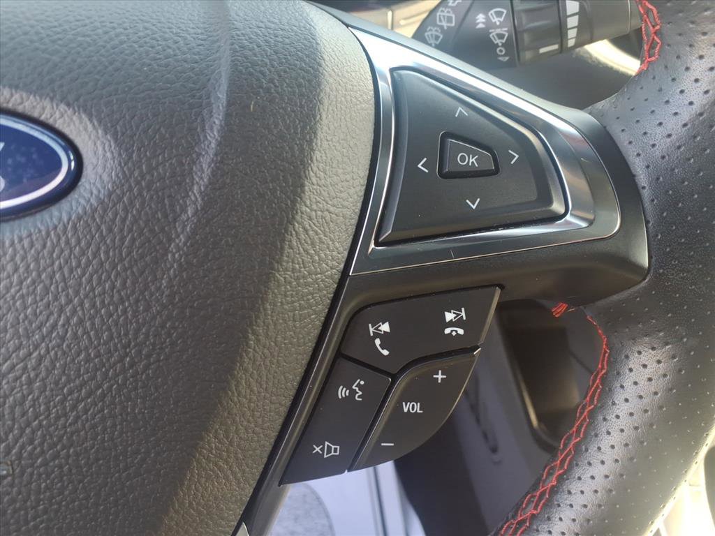 Used 2022 Ford Edge ST-Line image 22