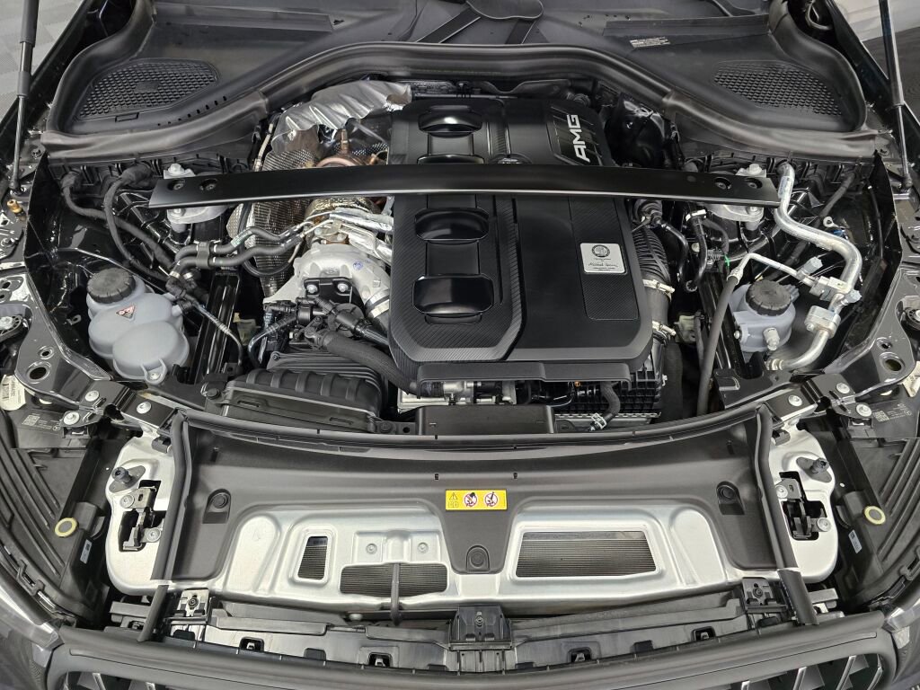 Certified 2025 Mercedes-Benz GLC 43 AMG 4MATIC Coupe image 10