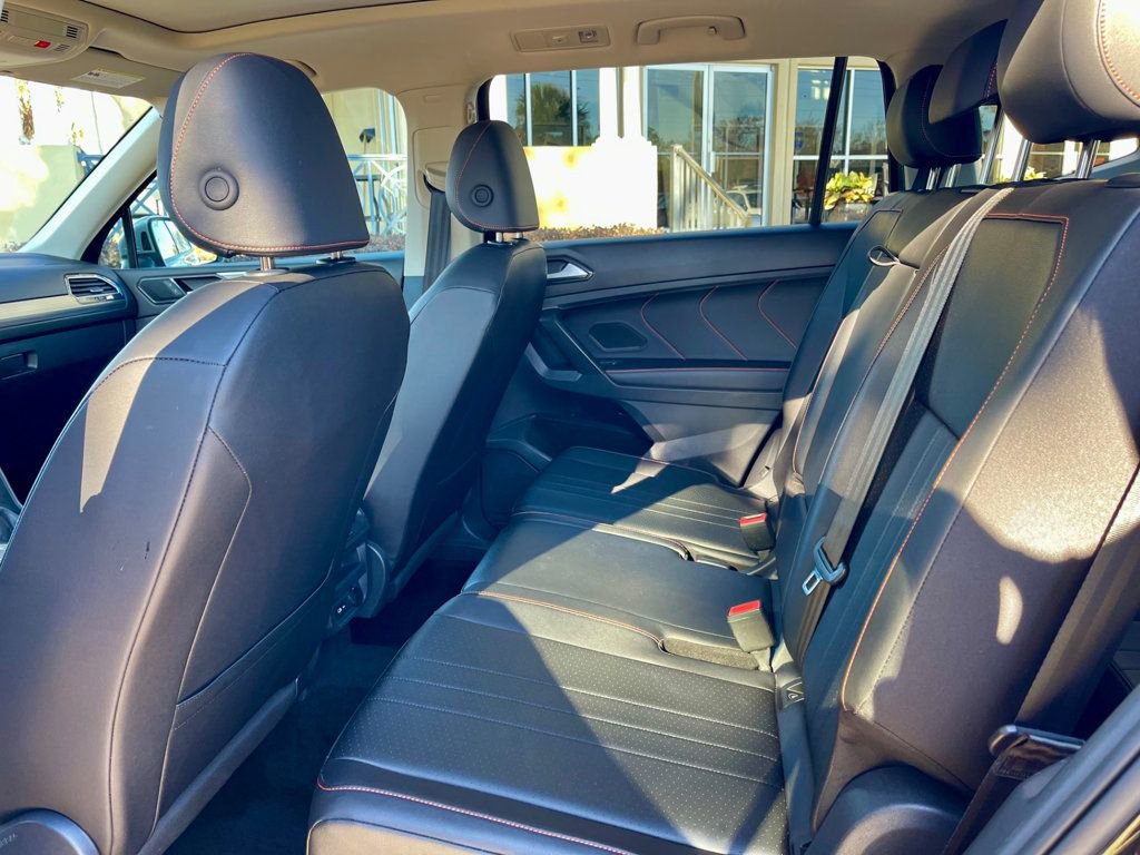 Used 2024 Volkswagen Tiguan Wolfsburg Edition image 12