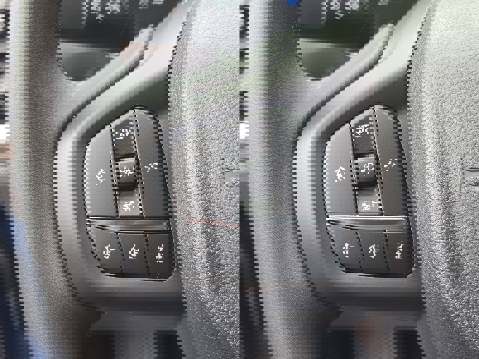 New 2025 Ford Ranger XLT w/ FX4 Off-Road Package image 13