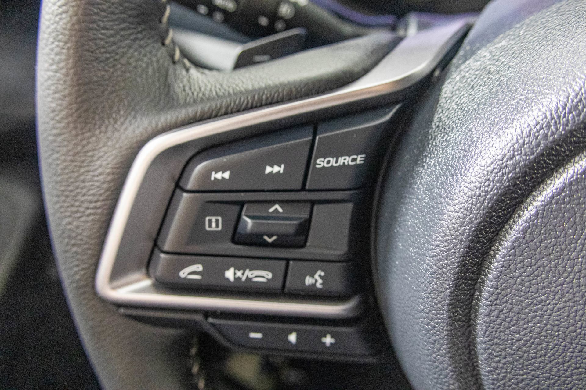 Used 2026 Subaru Ascent Premium AWD/4WD image 32