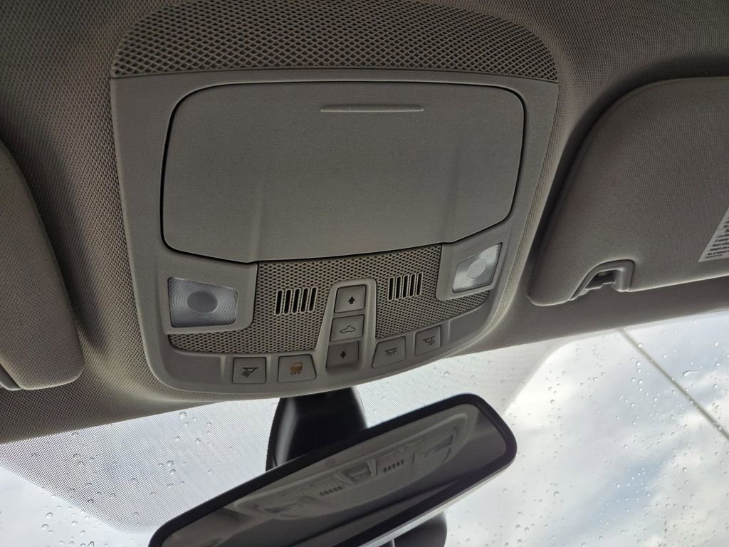 Used 2016 Ford Fusion SE w/ Equipment Group 202A FWD image 23