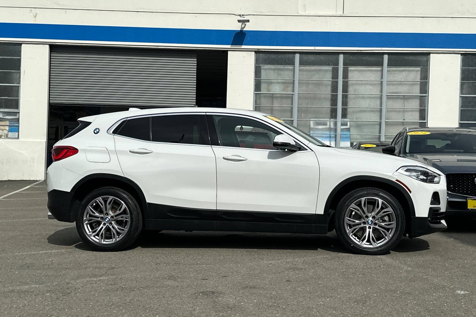 Used 2020 BMW X2 xDrive28i w/ Convenience Package AWD/4WD image 4