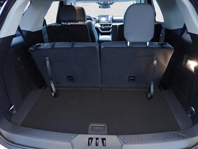 New 2026 Ford Explorer Active w/ Active Comfort Package image 8