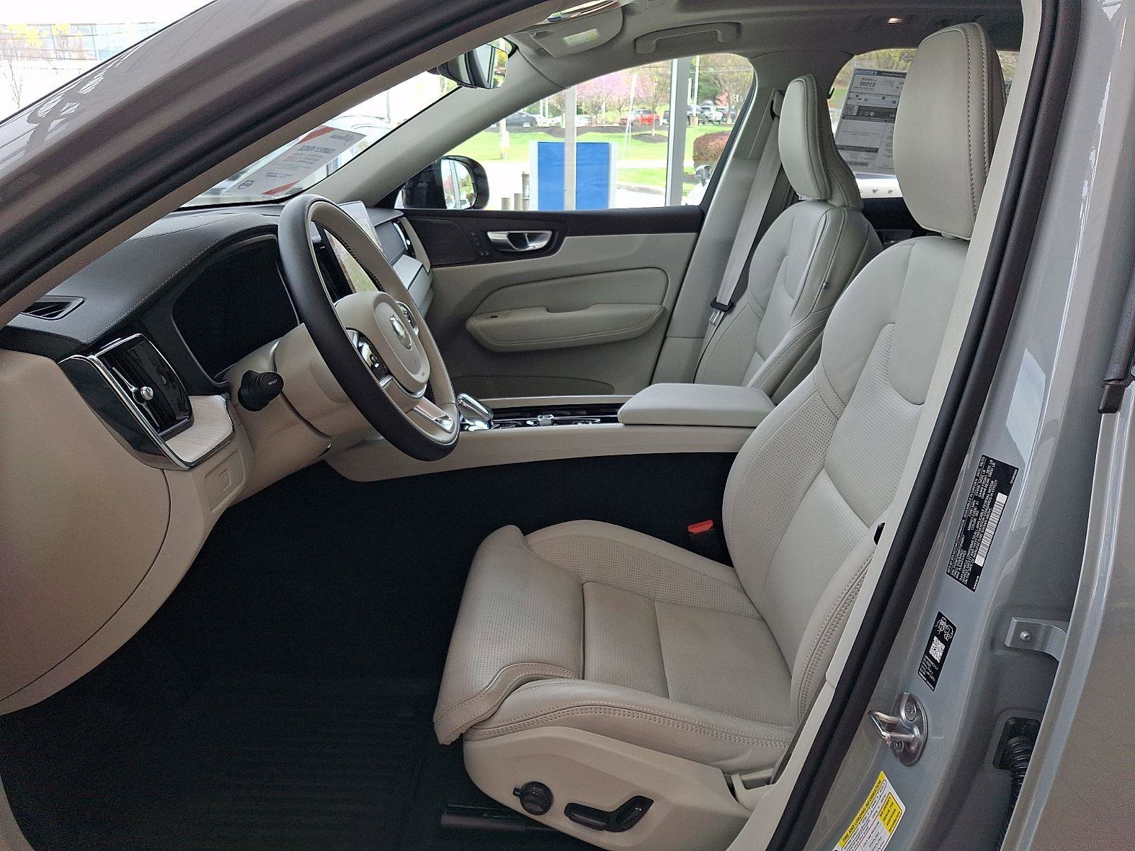 Certified 2026 Volvo XC60 B5 Ultra w/ Protection Package Premier AWD/4WD image 9