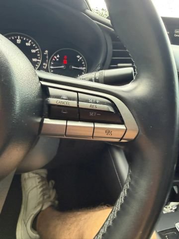 Used 2021 MAZDA MAZDA3 s FWD image 21