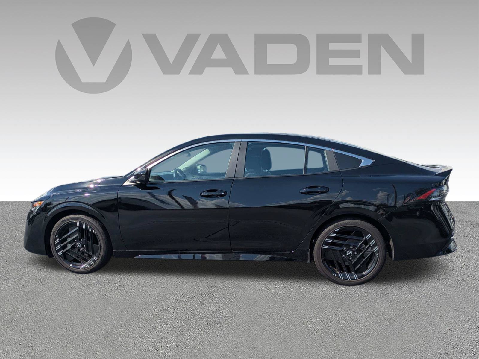 Used 2026 Nissan Sentra SR w/ Floor Mat Package FWD image 28
